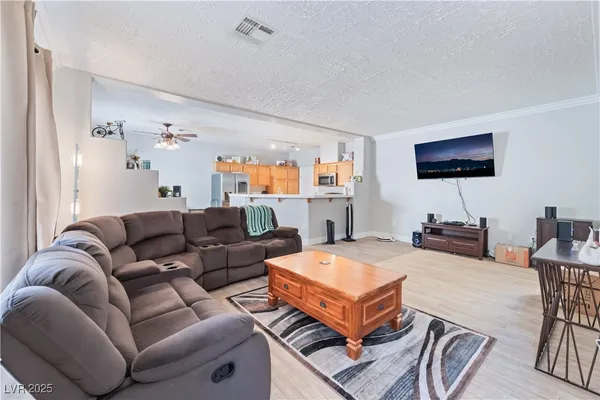 $315,000 | 2050 North Los Feliz Street, Unit 104, Las Vegas, NV 89156