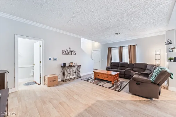 $315,000 | 2050 North Los Feliz Street, Unit 104, Las Vegas, NV 89156