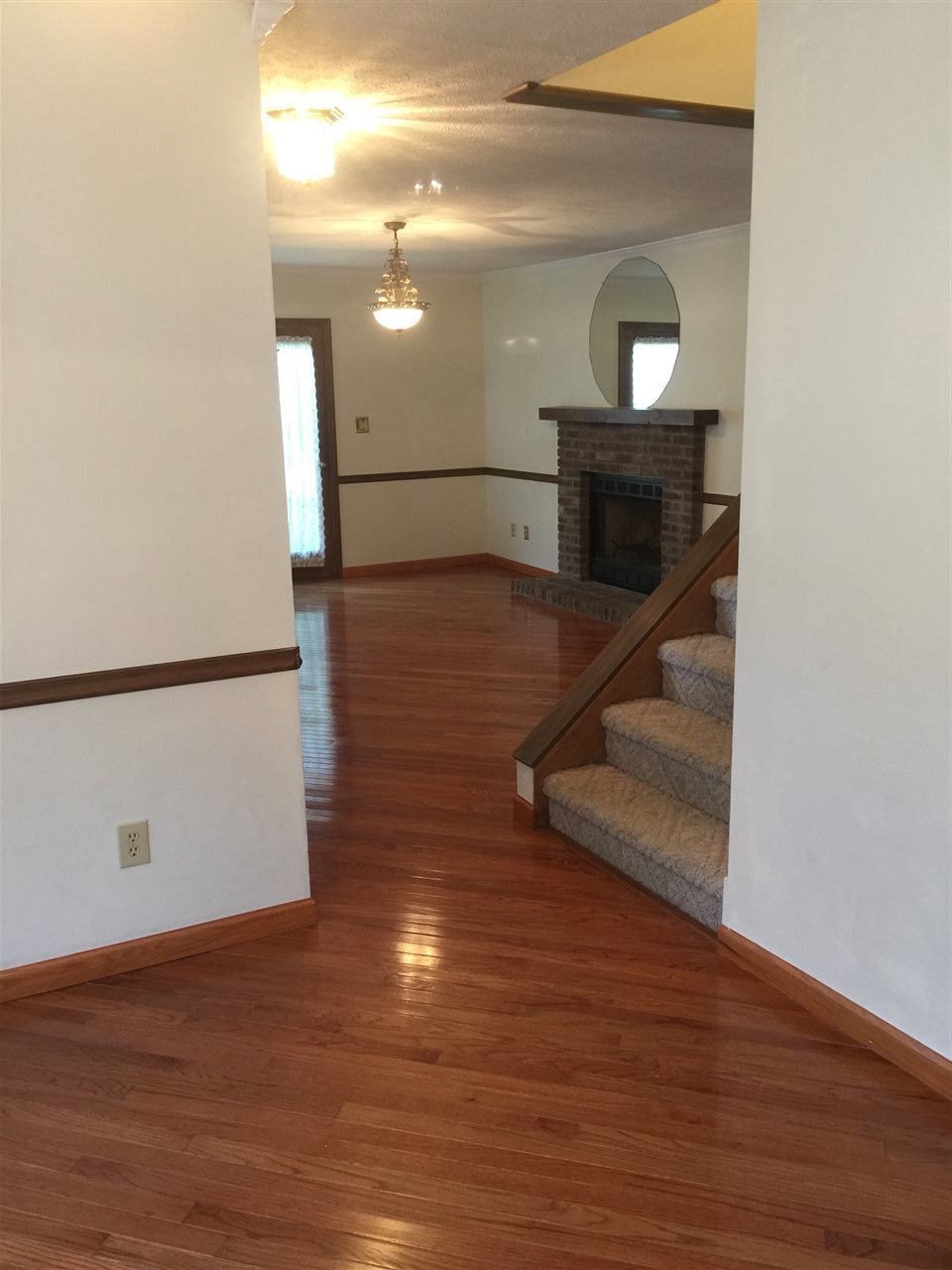 1100 Ridgemont Court Bloomington, IN 47401 - Photo 2 of 21