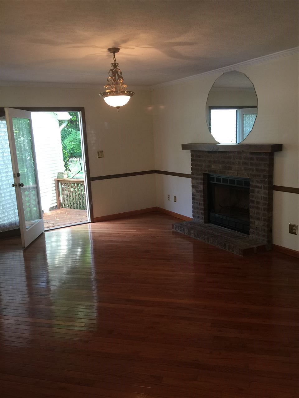1100 Ridgemont Court Bloomington, IN 47401 - Photo 3 of 21