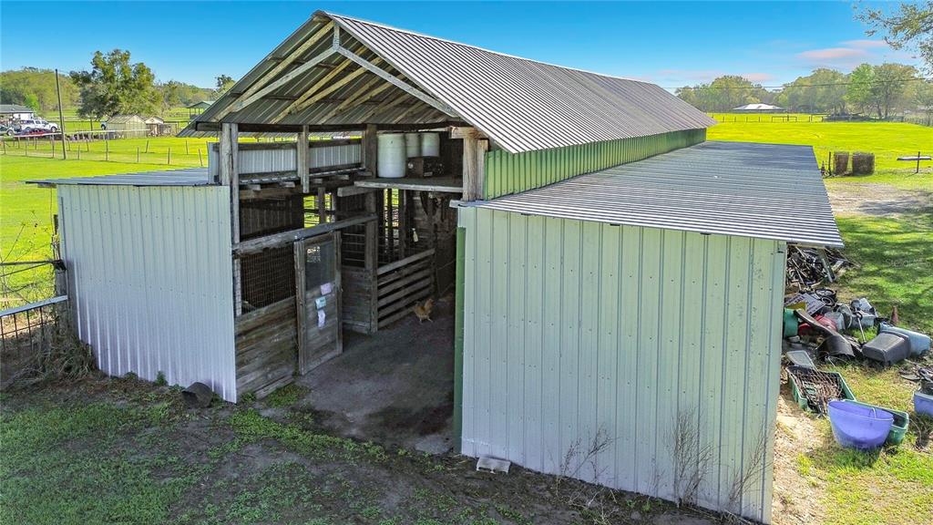 855 Northeast 107th Road Oxford, FL 34484 - Photo 19 of 59