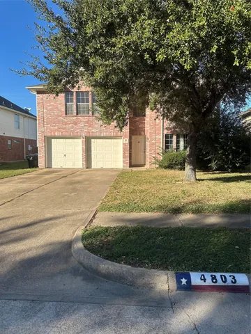 $1,900 | 4803 East Parma Drive, Rosenberg, TX 77471