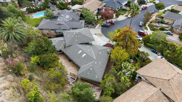 $1,788,000 | 699 Fiesta Place, Hayward, CA 94544