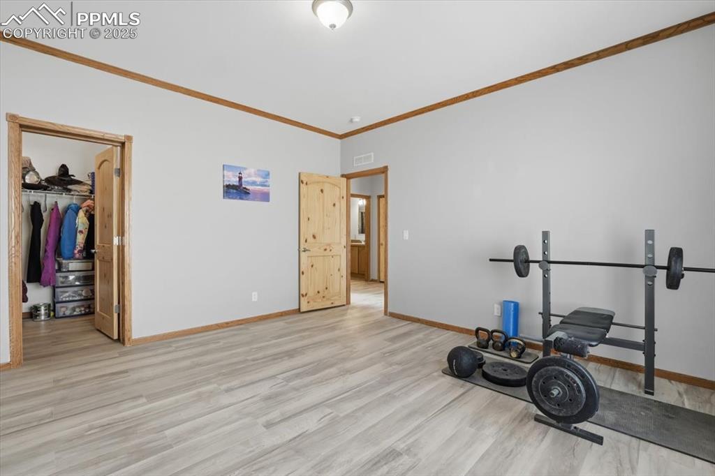 204 Crooked Creek Road Fairplay, CO 80440 - Photo 23 of 50 a view of a livingroom with furniture and gym equipment