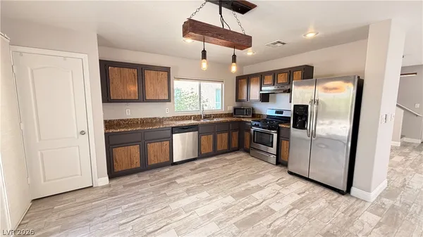 $2,395 | 1113 Majestic Canyon Street, Henderson, NV 89052
