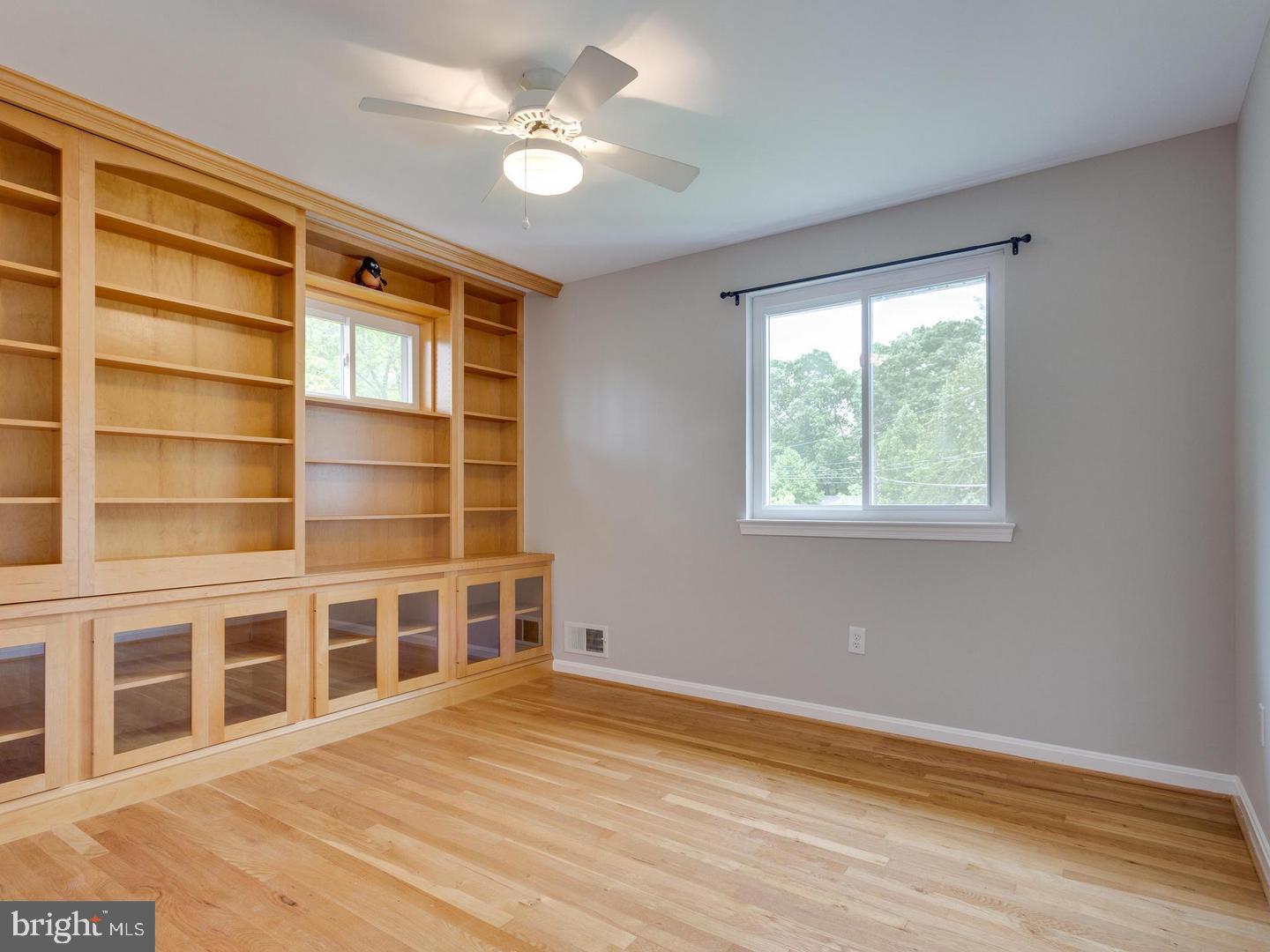 8144 Edmonton Court Springfield, VA 22152 - Photo 14 of 41 Gallery Image 14