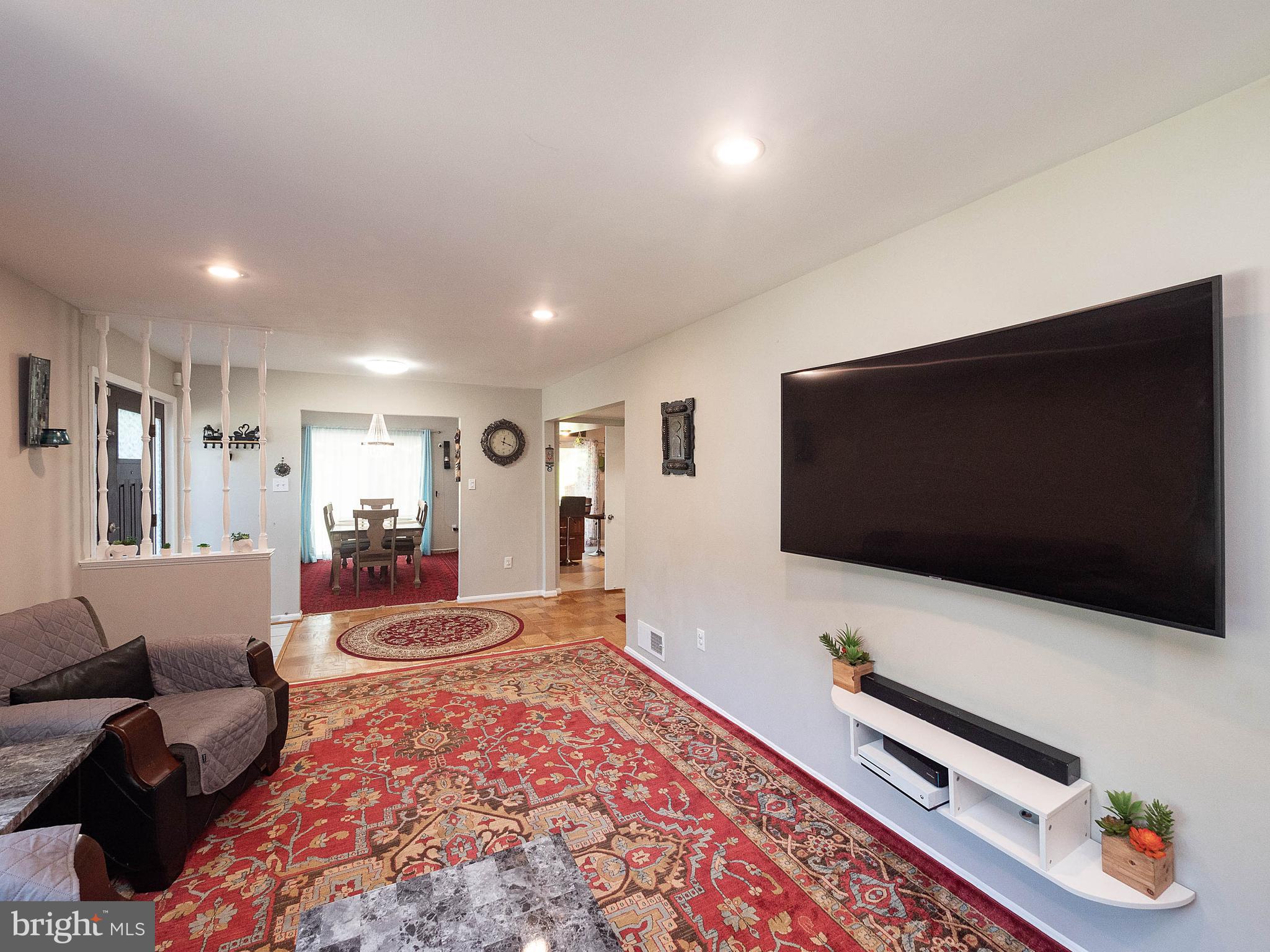 8144 Edmonton Court Springfield, VA 22152 - Photo 17 of 41 Gallery Image 17