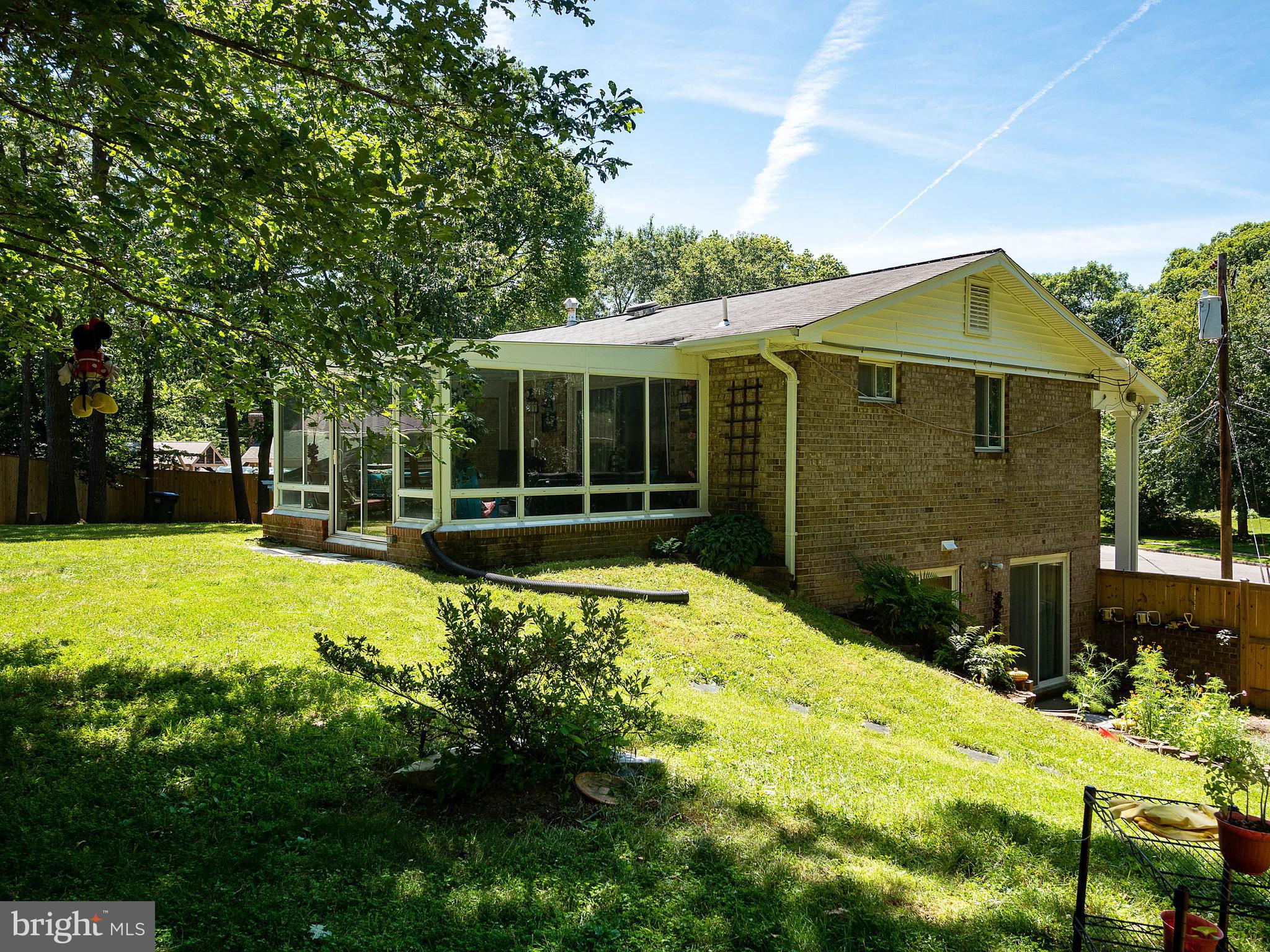 8144 Edmonton Court Springfield, VA 22152 - Photo 39 of 41 Gallery Image 39