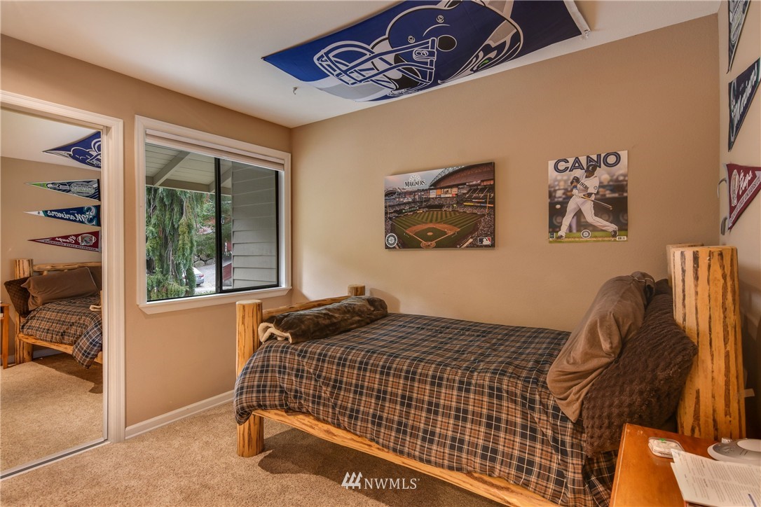 22131 5th Drive Southeast Bothell, WA 98021 - Photo 11 of 20