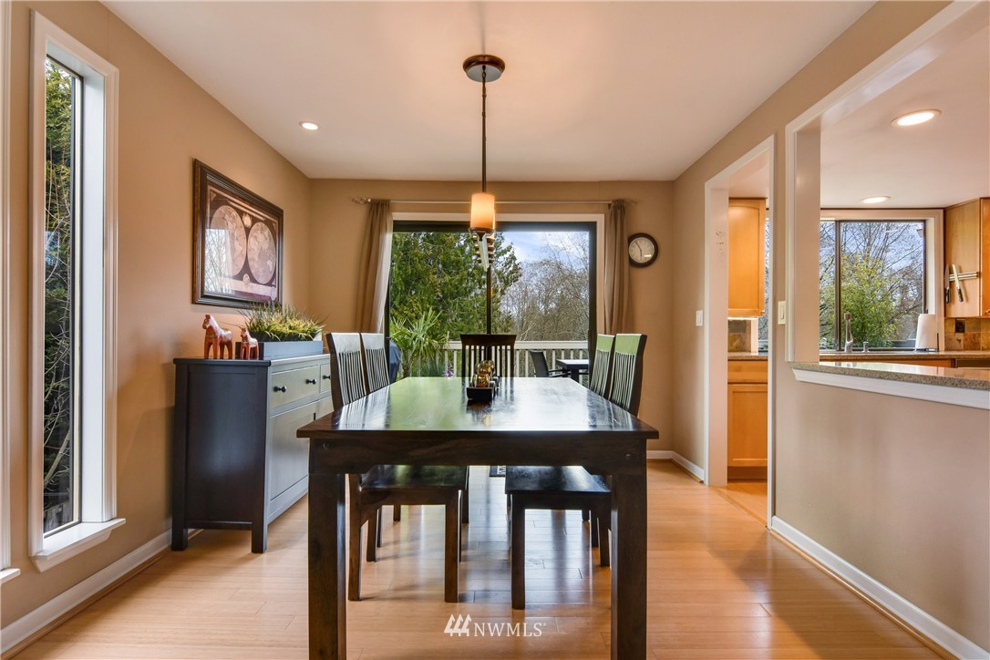 22131 5th Drive Southeast Bothell, WA 98021 - Photo 5 of 20