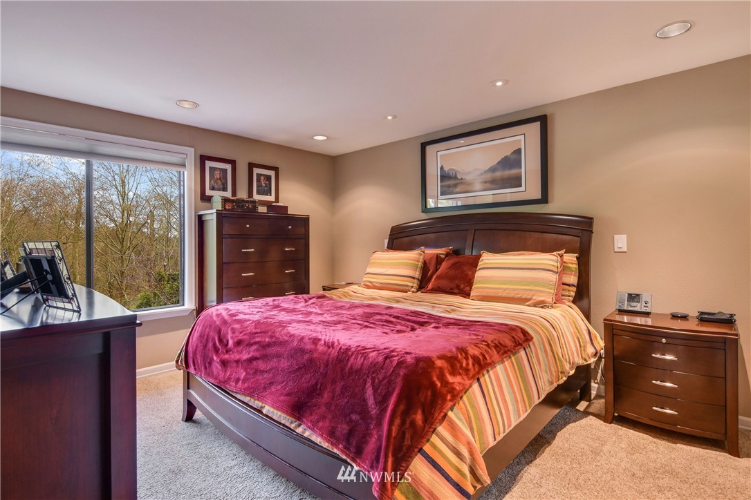 22131 5th Drive Southeast Bothell, WA 98021 - Photo 9 of 20
