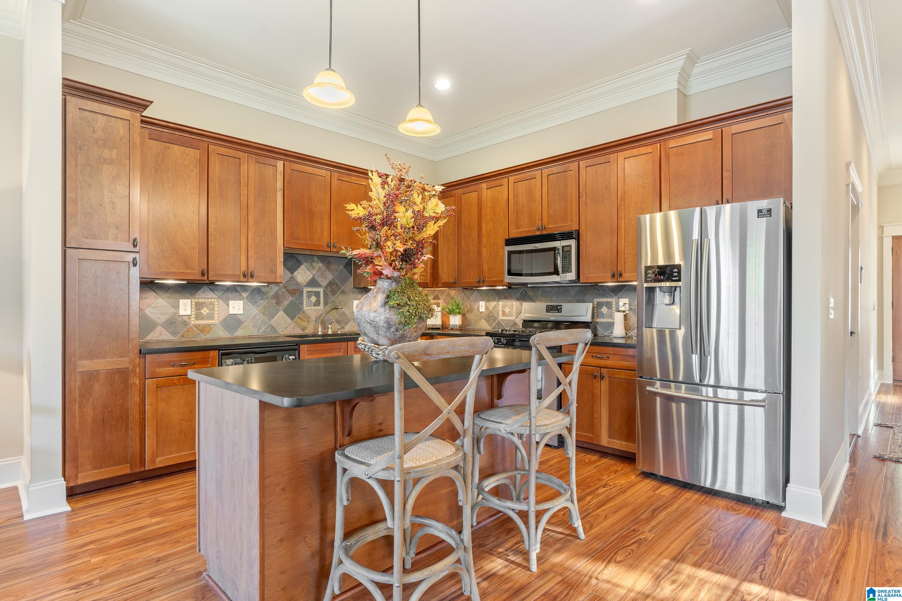33 Harbor Pointe Drive Talladega, AL 35160 - Photo 8 of 56