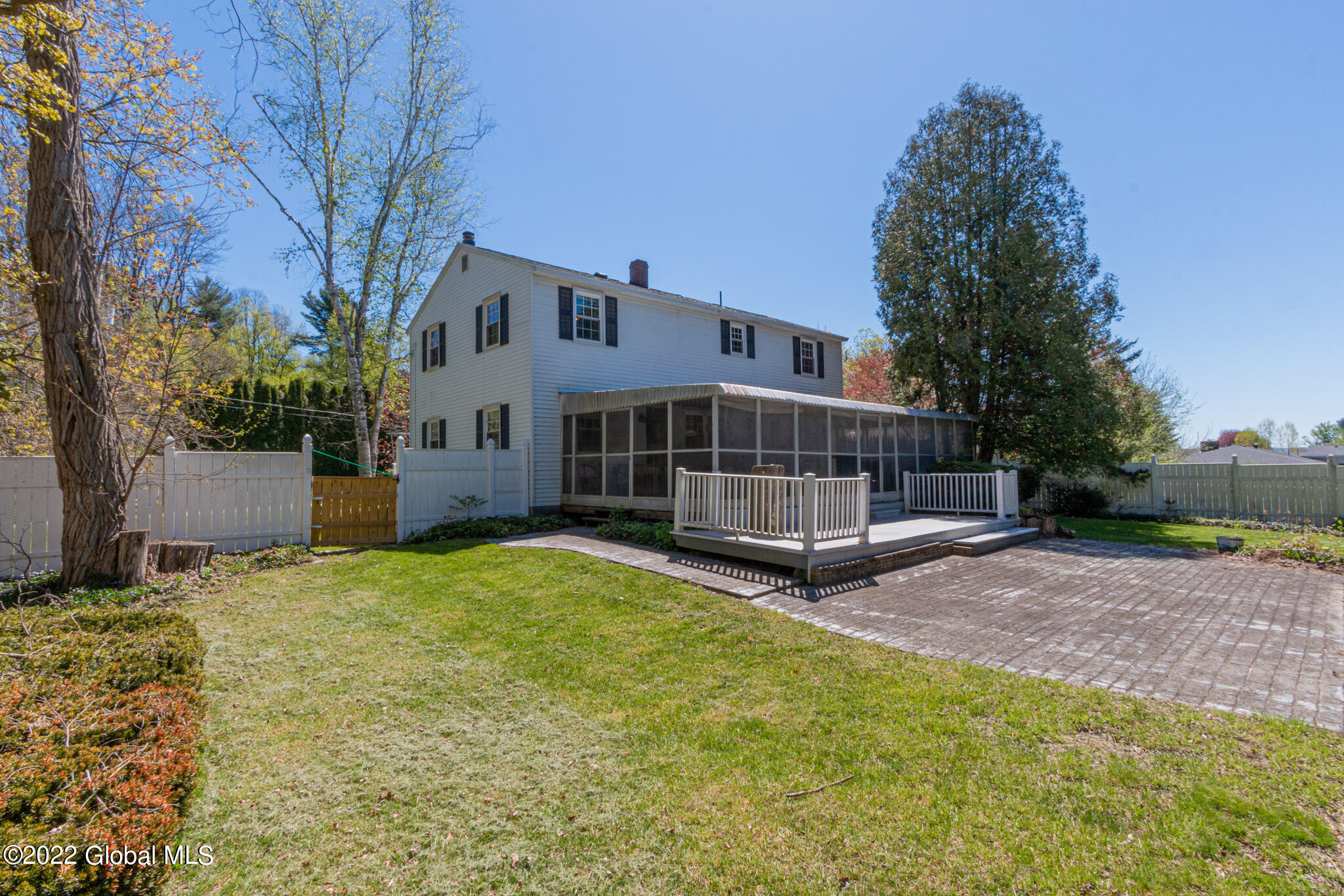 147 Streeter Road Fonda, NY 12068 - Photo 4 of 44 147 Streeter Rd-09