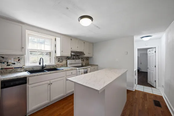 $1,950 | 3530 Lamar Avenue, Chattanooga, TN 37415