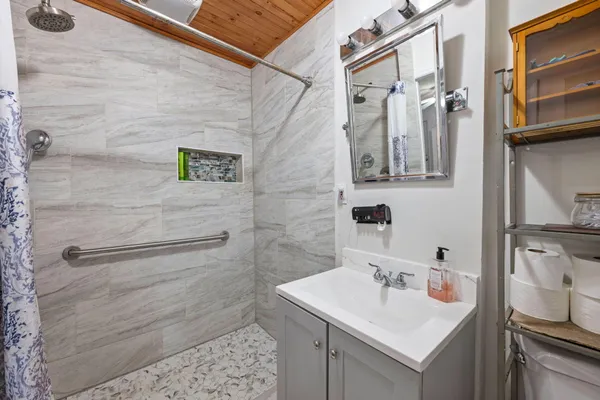 $1,950 | 3530 Lamar Avenue, Chattanooga, TN 37415