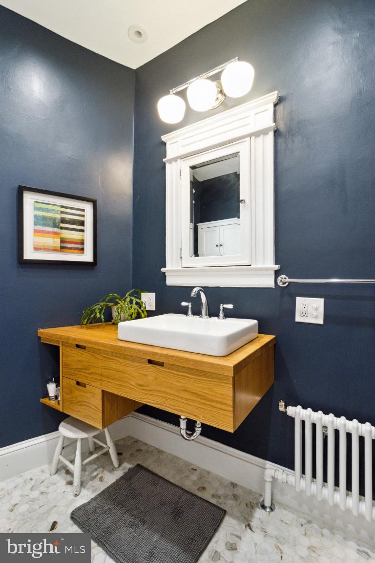 3010 Abell Avenue Baltimore, MD 21218 - Photo 33 of 48