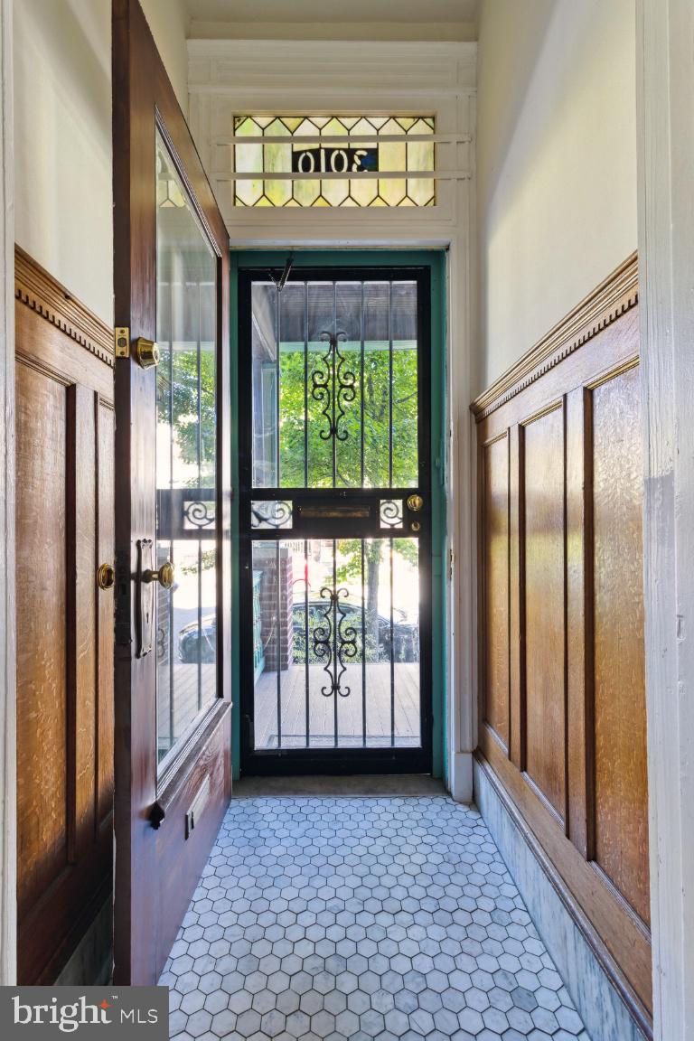 3010 Abell Avenue Baltimore, MD 21218 - Photo 5 of 48