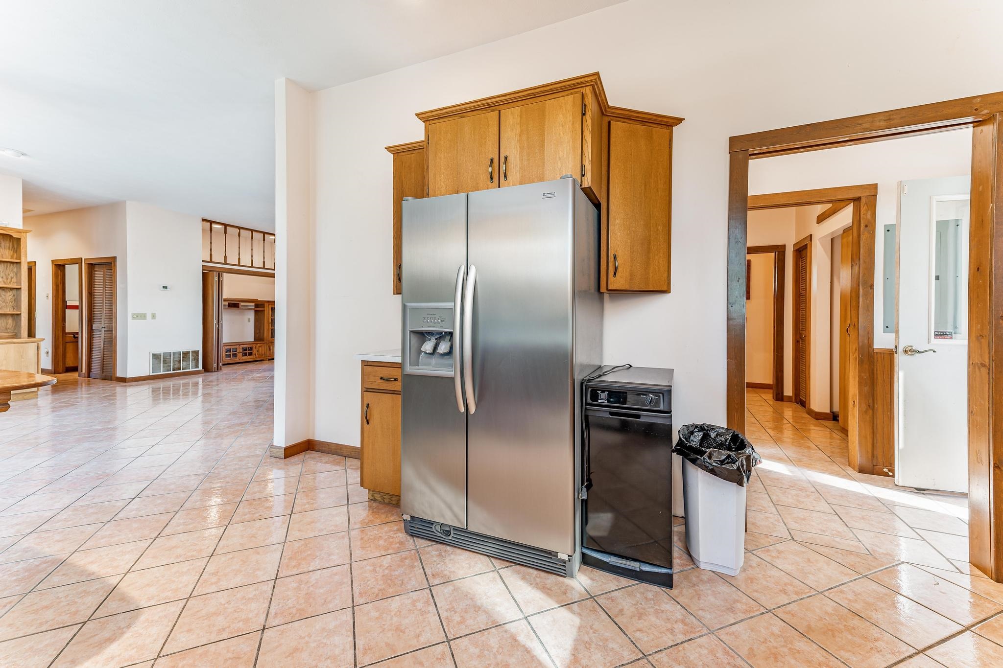 832 North Essex Heights Road Halstead, KS 67056 - Photo 14 of 36