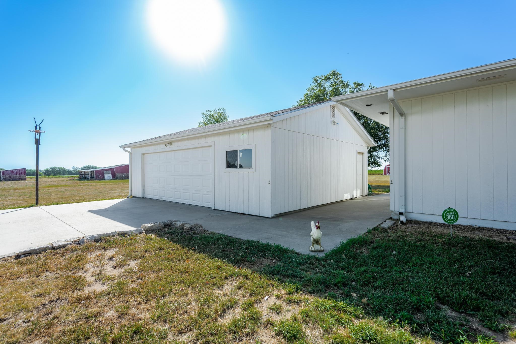 832 North Essex Heights Road Halstead, KS 67056 - Photo 35 of 36