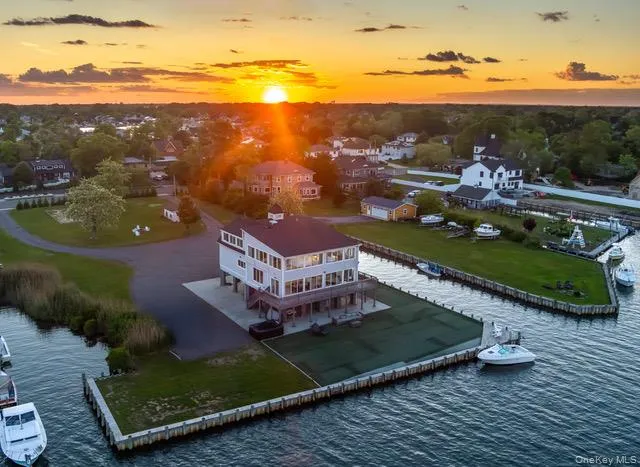 a picture of floor plan