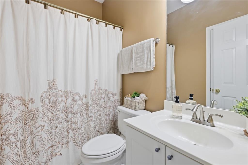 2325 Ivey Oaks Road Cumming, GA 30041 - Photo 23 of 40