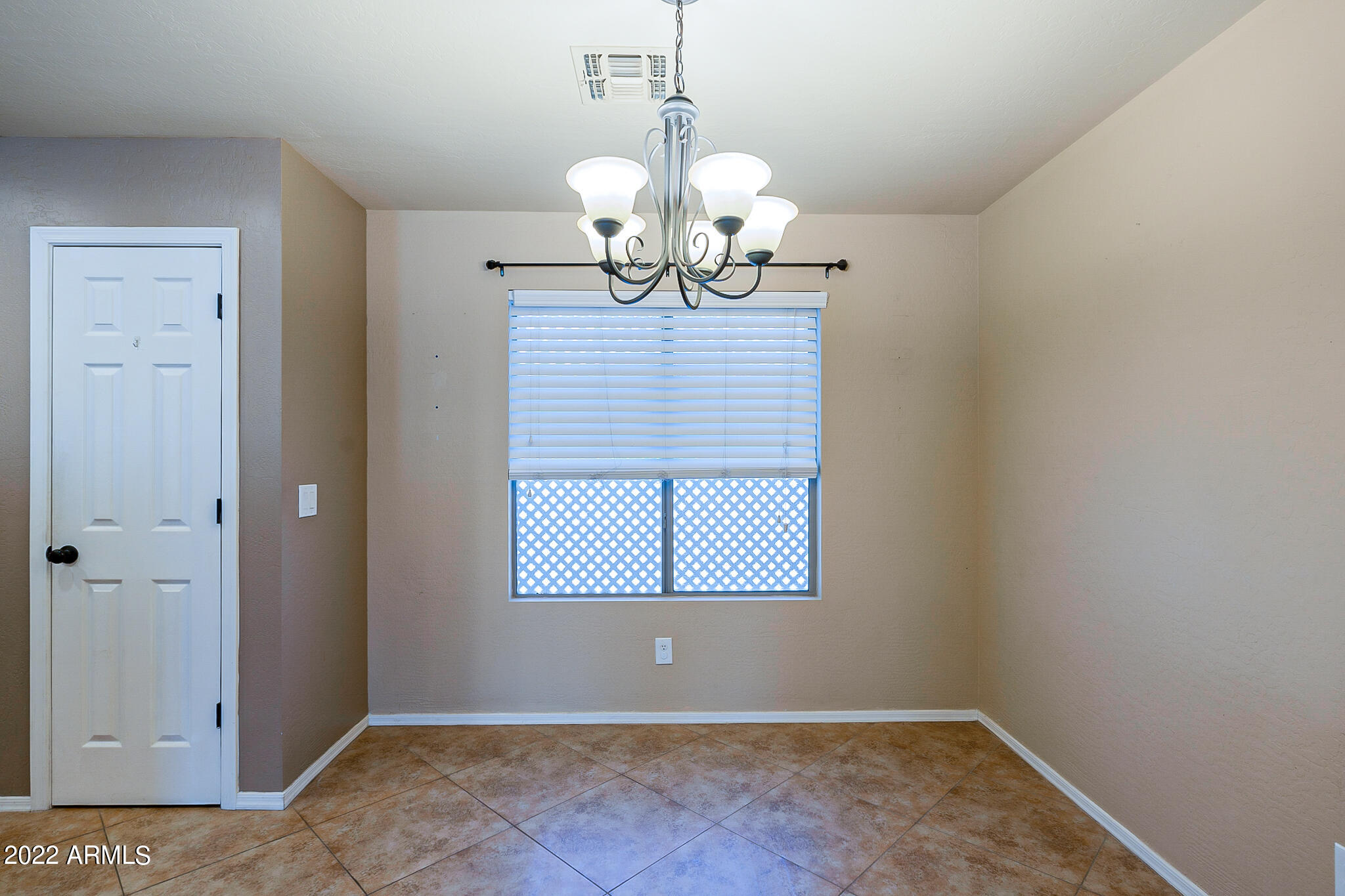 2532 West Tanner Ranch Road Queen Creek, AZ 85144 - Photo 9 of 24 photo_11