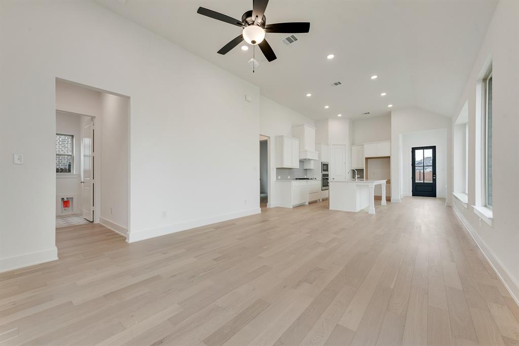 519 Embargo Drive Fate, TX 75189 - Photo 7 of 34