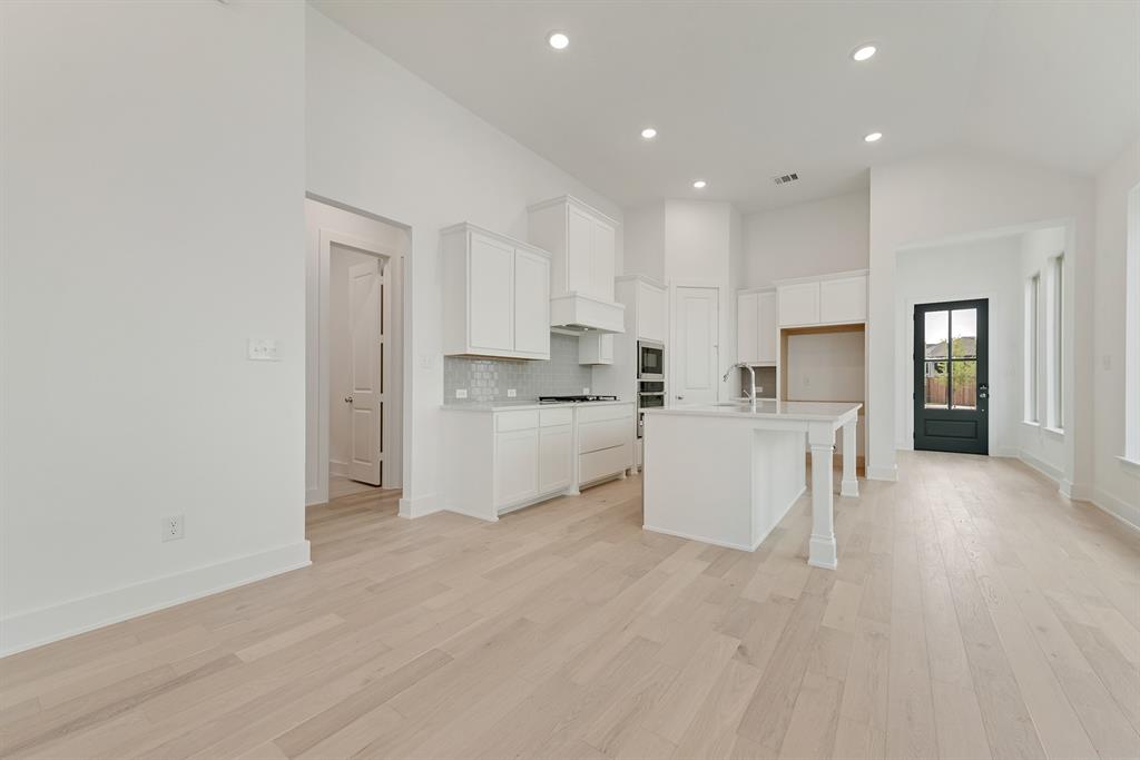 519 Embargo Drive Fate, TX 75189 - Photo 8 of 34