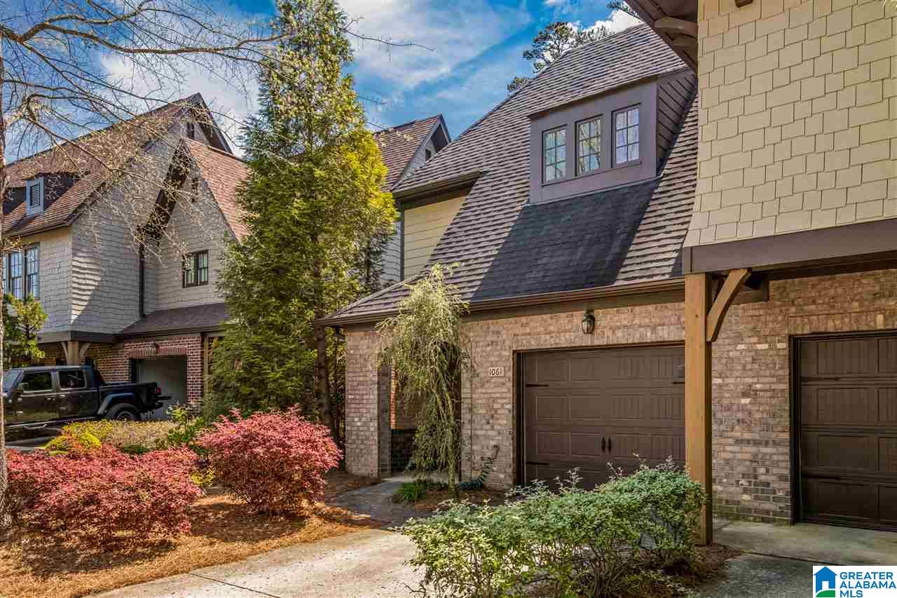 1061 Inverness Cove Way Birmingham, AL 35242 - Photo 3 of 31