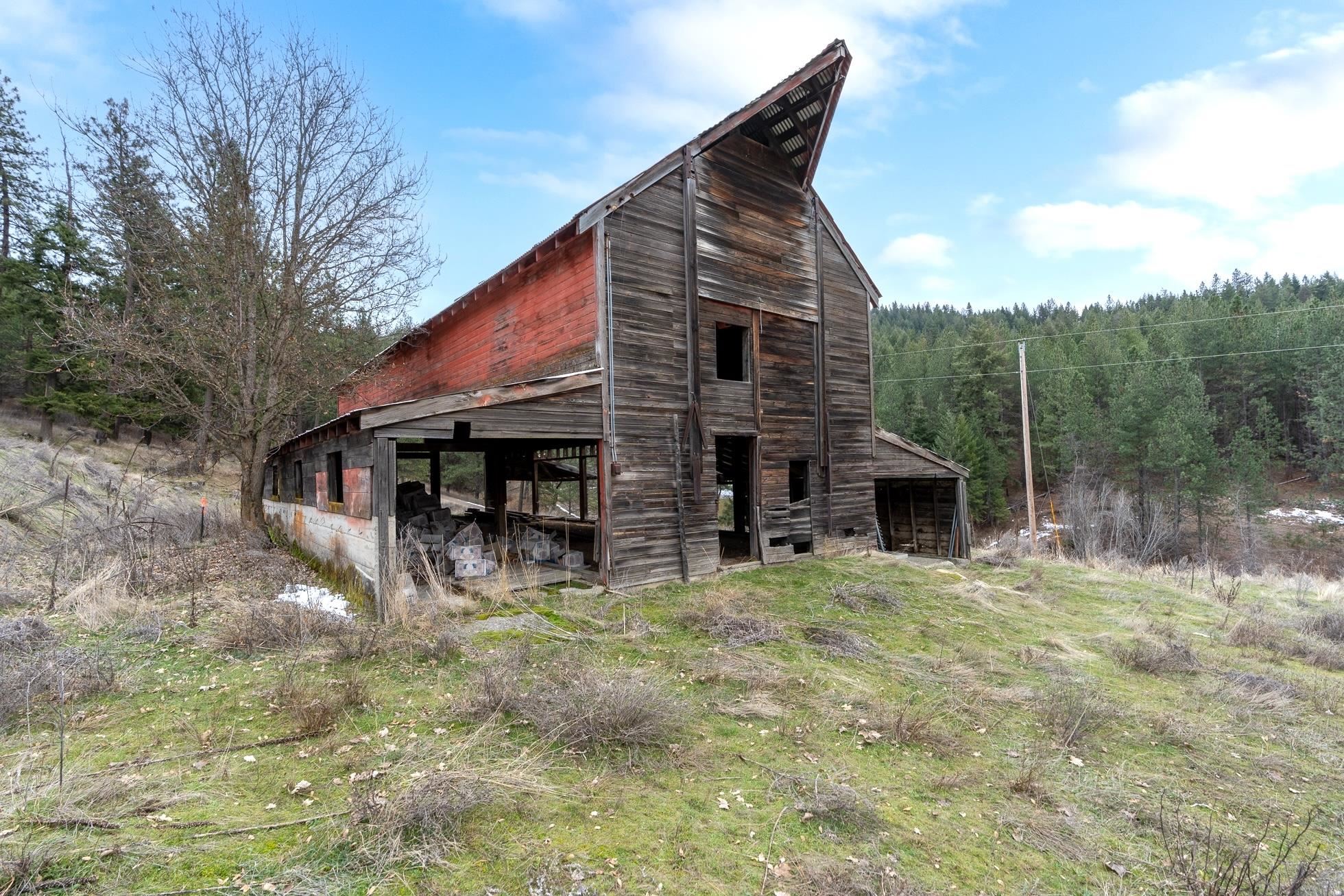 15717 East Cooper Road Mead, WA 99021 - Photo 49 of 50