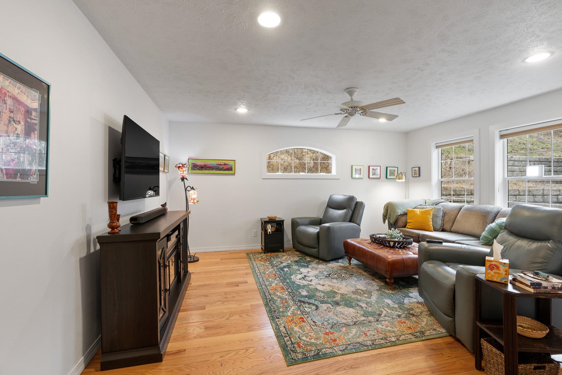 15717 East Cooper Road Mead, WA 99021 - Photo 9 of 50