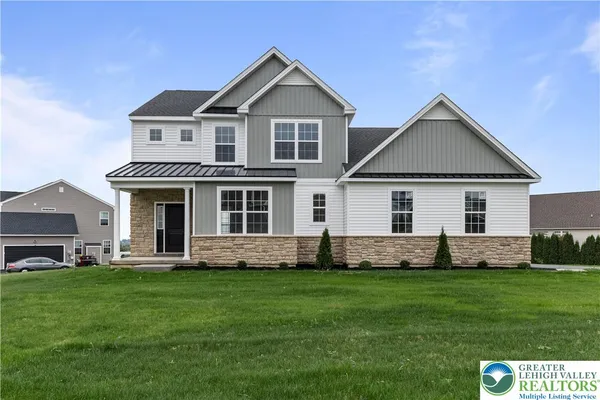 $824,900 | 4780 Farrcroft Drive, Unit 113, Easton, PA 18040