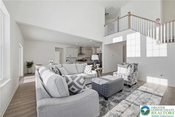 $824,900 | 4780 Farrcroft Drive, Unit 113, Easton, PA 18040