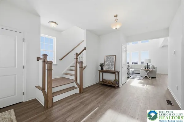 $824,900 | 4780 Farrcroft Drive, Unit 113, Easton, PA 18040