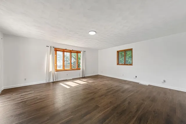 $299,900 | 116 Selby Avenue, Owatonna, MN 55060