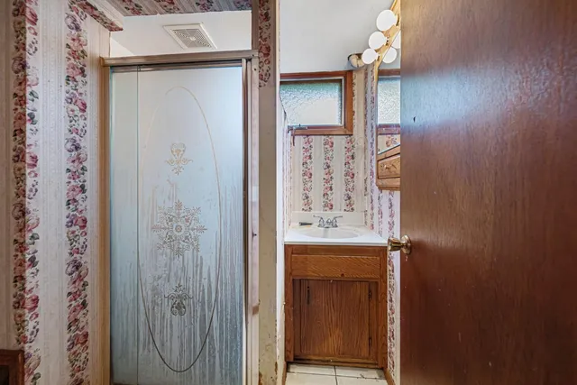 $299,900 | 116 Selby Avenue, Owatonna, MN 55060