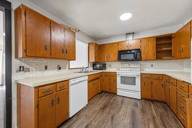 $299,900 | 116 Selby Avenue, Owatonna, MN 55060