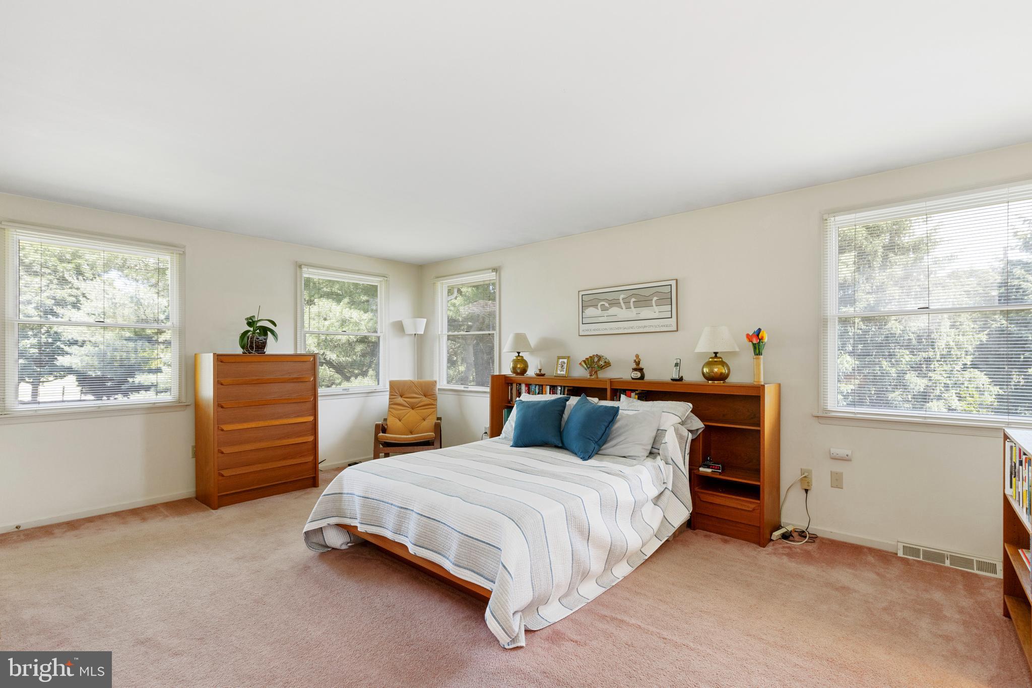 1418 Florence Road Ambler, PA 19002 - Photo 32 of 73