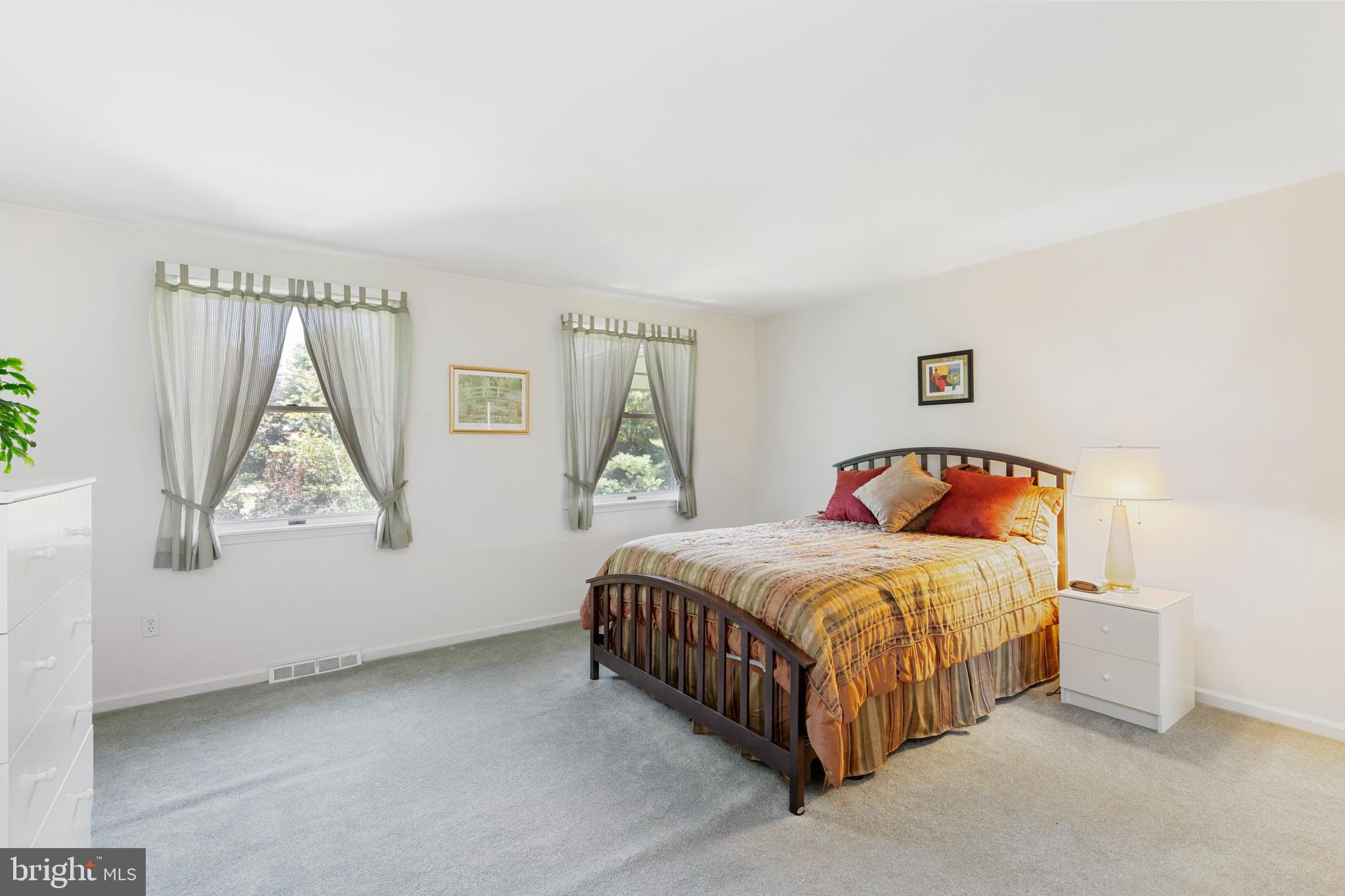 1418 Florence Road Ambler, PA 19002 - Photo 38 of 73