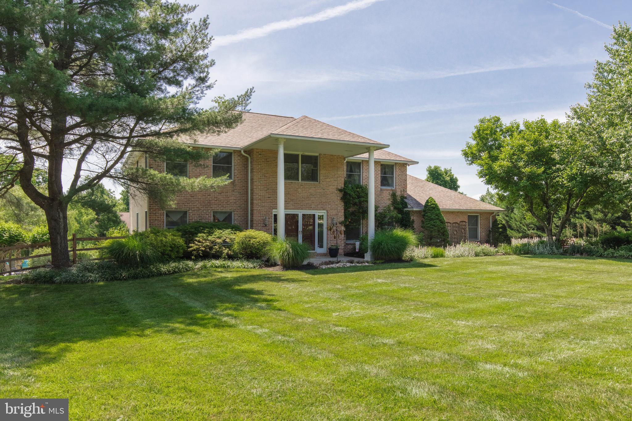 1418 Florence Road Ambler, PA 19002 - Photo 4 of 73