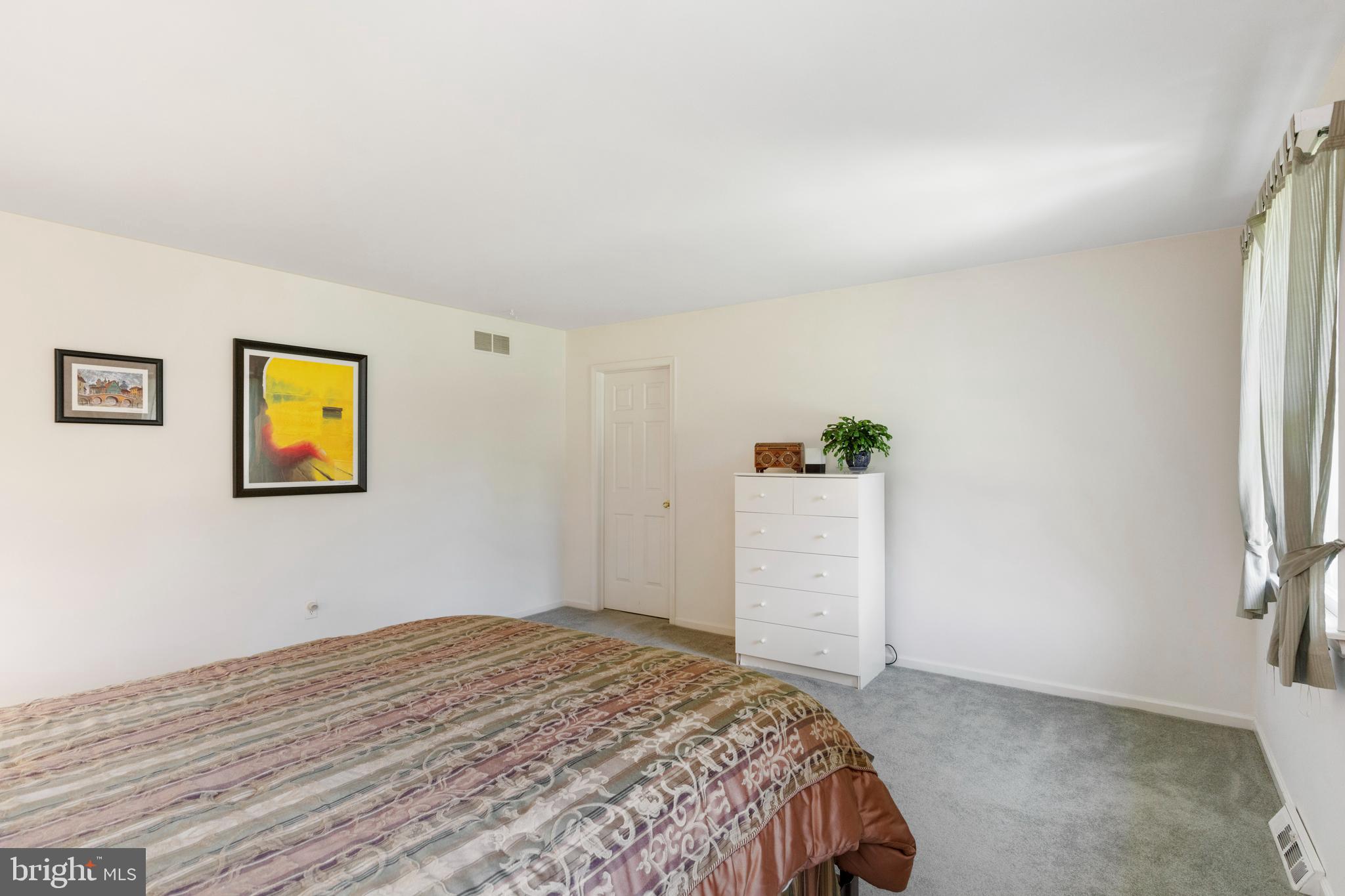 1418 Florence Road Ambler, PA 19002 - Photo 41 of 73