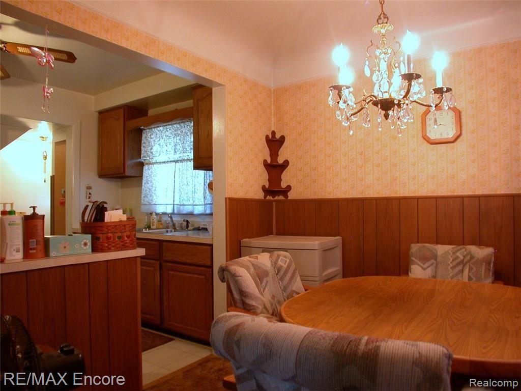 85 East Rutgers Avenue Pontiac, MI 48340 - Photo 31 of 48 DSCN6188.JPG