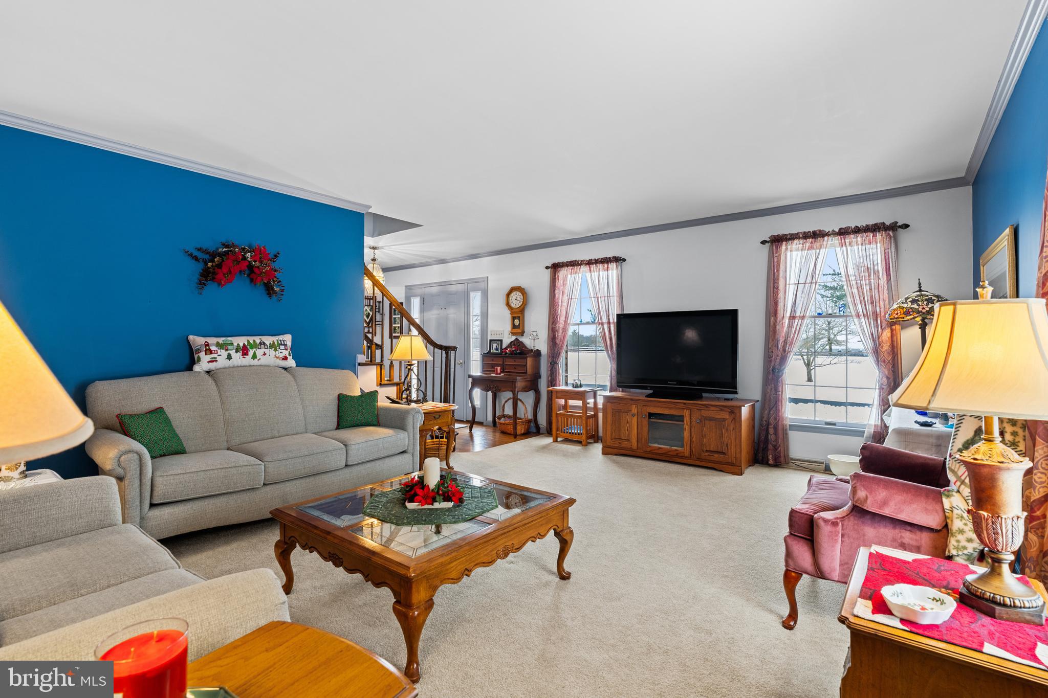 118 Middle Creek Road Gilbertsville, PA 19525 - Photo 10 of 108 a living room with furniture and a flat screen tv