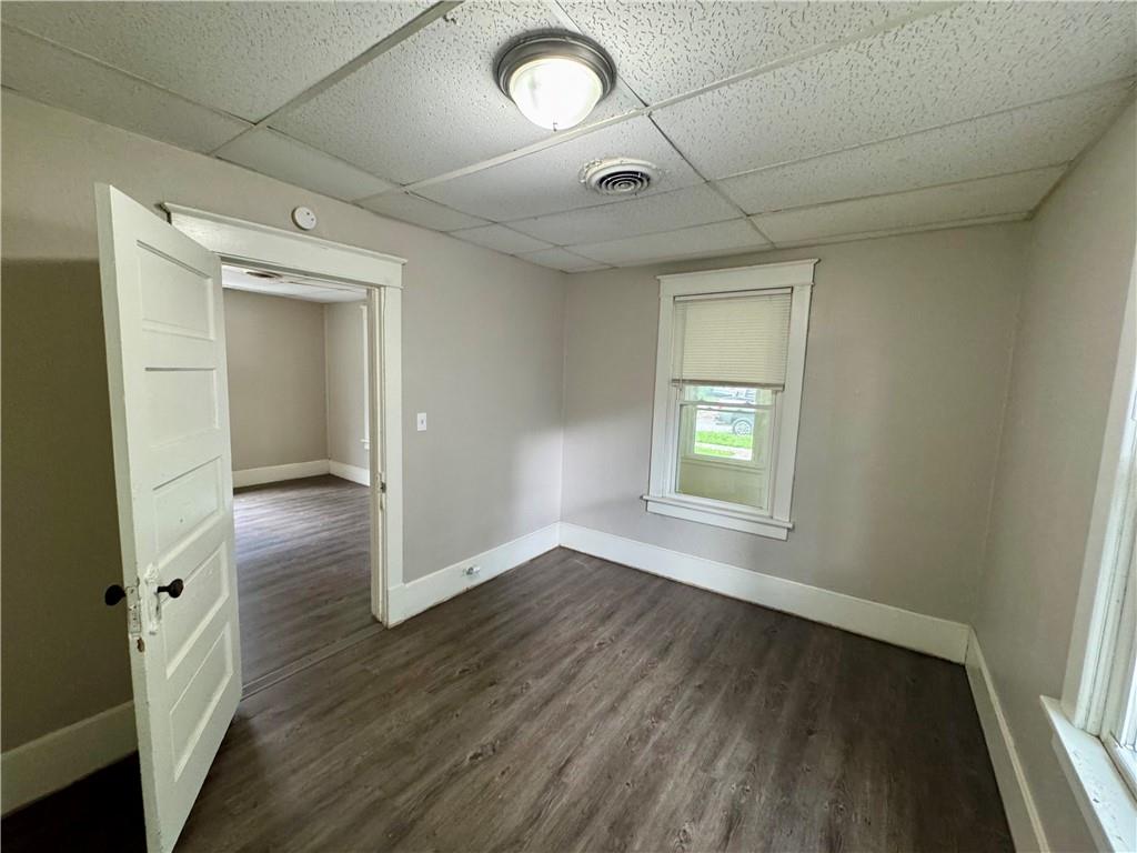 709 Rhodes Avenue Grandview, MO 64030 - Photo 11 of 23
