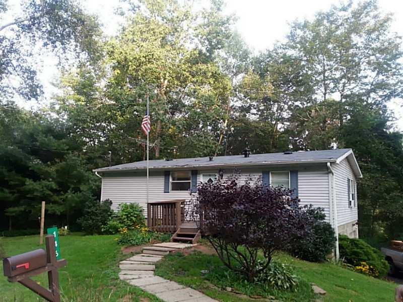 146 Protzman Road Butler, PA 16002 - Photo 2 of 16
