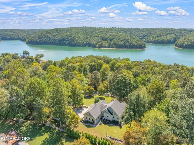 $895,000 | 209 Bucks And Doe Lane, La Follette, TN 37766