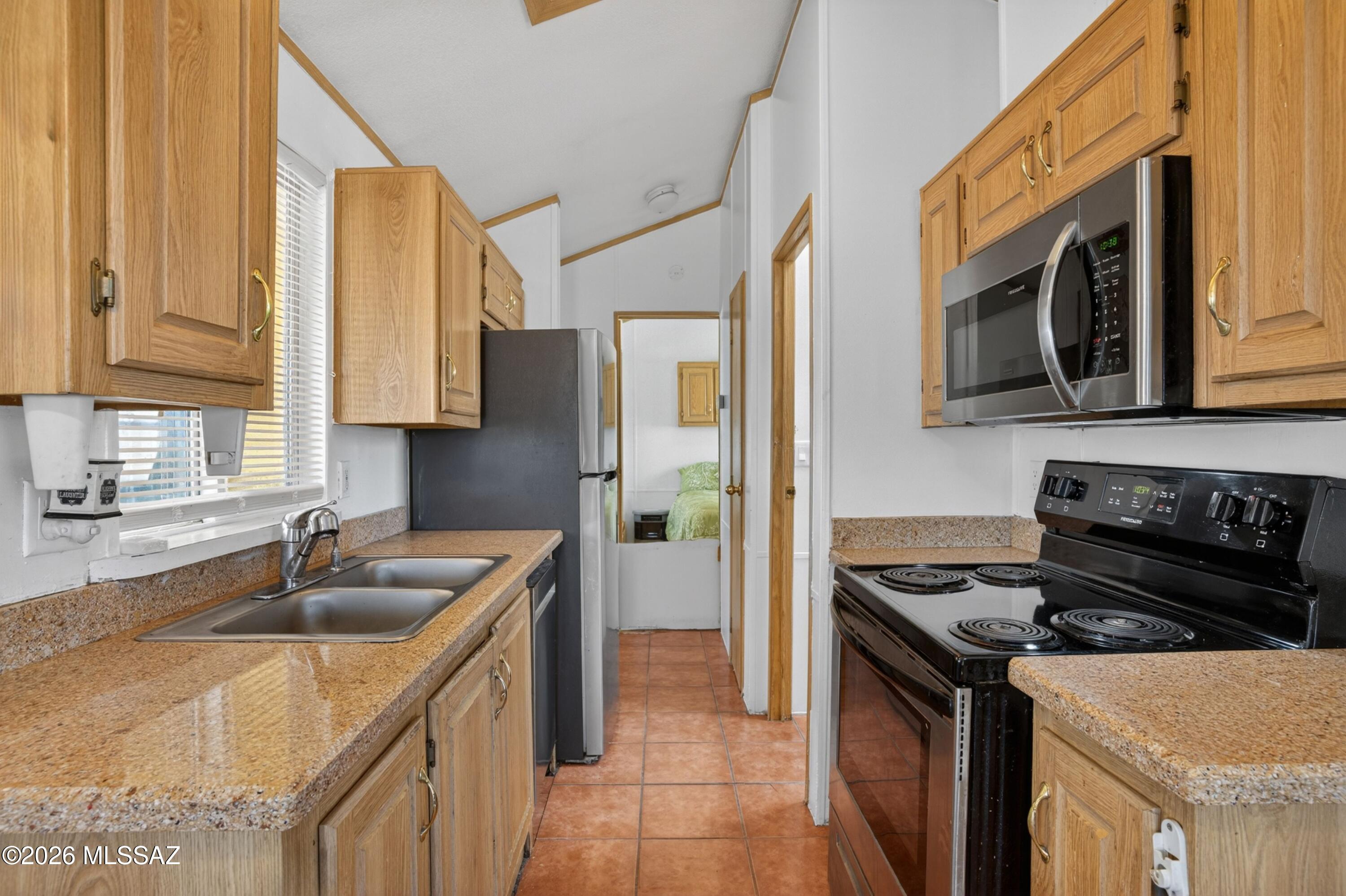 1030 Barrel Cactus Ridge, Unit 53 Benson, AZ 85602 - Photo 9 of 17 1030 S Barrel Cactus Ridge 53, Benson