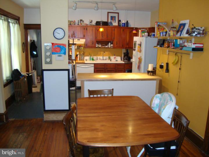 5334 Ridge Avenue Philadelphia, PA 19128 - Photo 2 of 22 Gallery Image 2