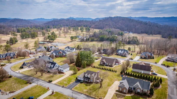 $539,900 | 115 Wedgewood Circle, Elizabethton, TN 37643
