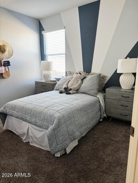 7851 West Riverside Avenue Phoenix, AZ 85043 - Photo 19 of 40 a bedroom with bed and window